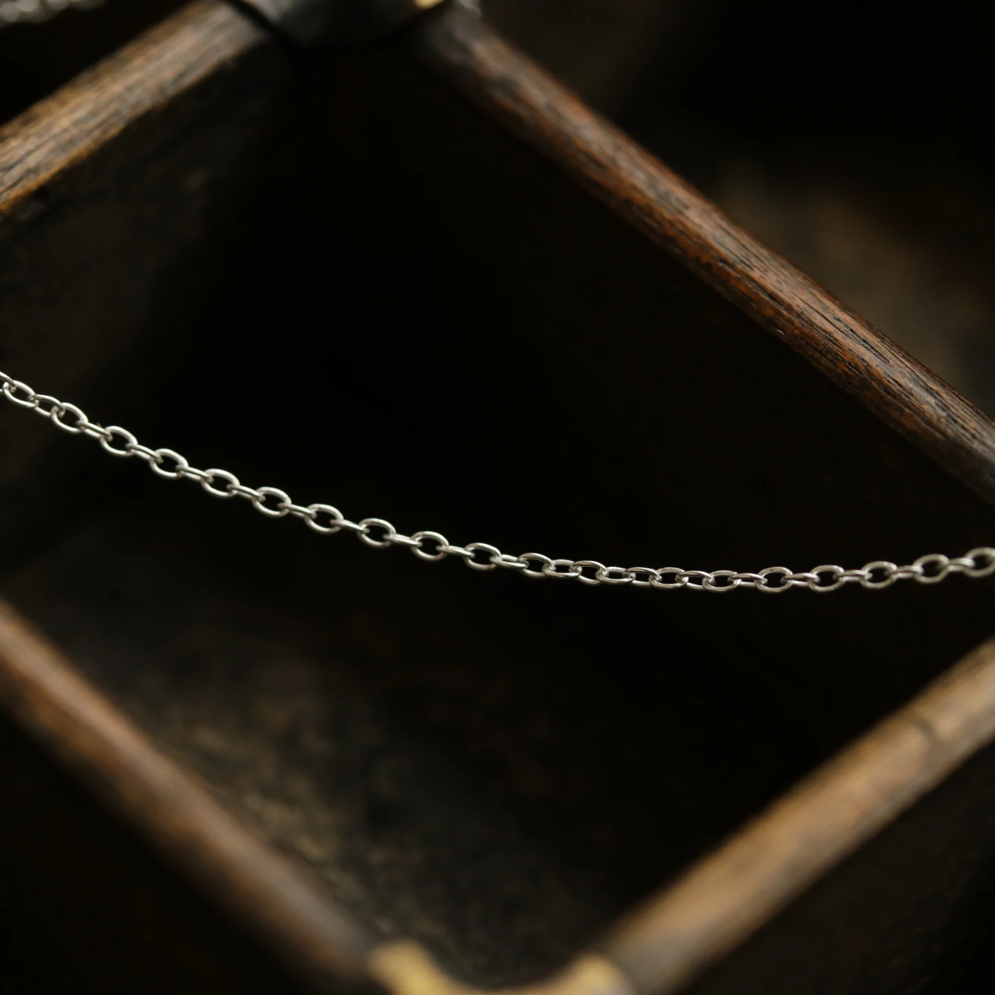 Plain Single Chain Necklaces